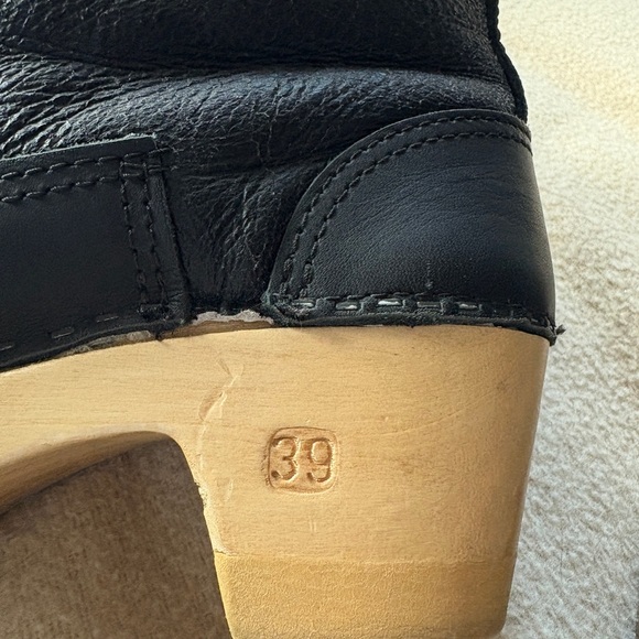 No. 6 5" Pull On Shearling Clog Boot on Mid Heel in Ink Aviator - Picture 10 of 12